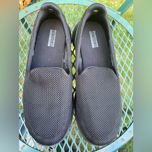 Skechers Women's Go Walk shoes 5  size 8w